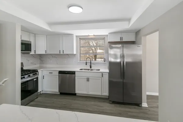 $424,700 | 9204 South Kedvale Avenue, Oak Lawn, IL 60453