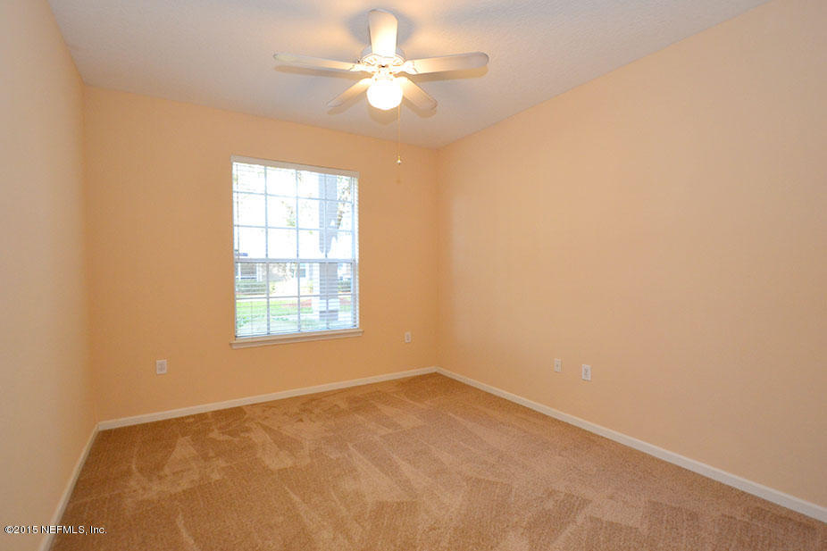 10550 Baymeadows Road, Unit 404 Jacksonville, FL 32256 - Photo 13 of 31 Master Bedroom