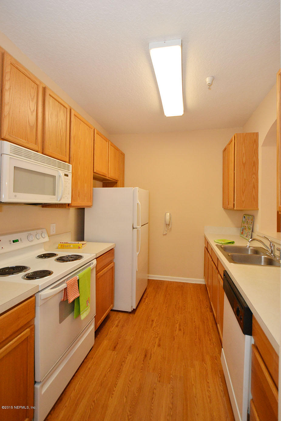 10550 Baymeadows Road, Unit 404 Jacksonville, FL 32256 - Photo 10 of 31 Kitchen, View 1