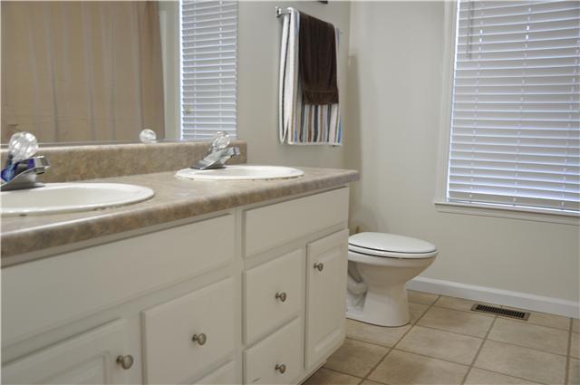 1367 Poplar Ridge Road Chapmansboro, TN 37035 - Photo 7 of 20 Gallery Image 7