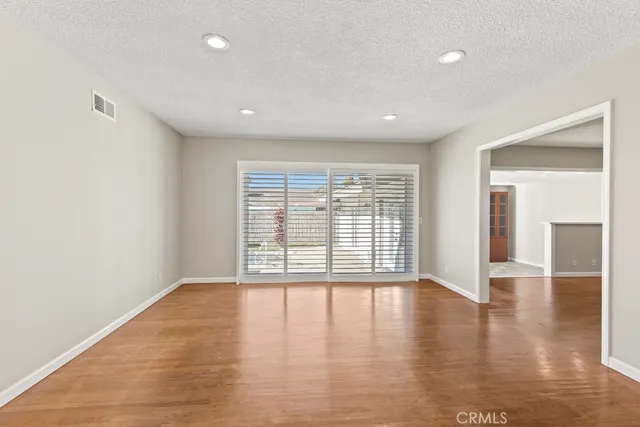 $1,112,000 | 105 Country Club Court, Glendora, CA 91741