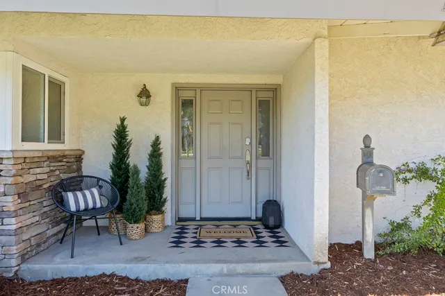 $1,112,000 | 105 Country Club Court, Glendora, CA 91741