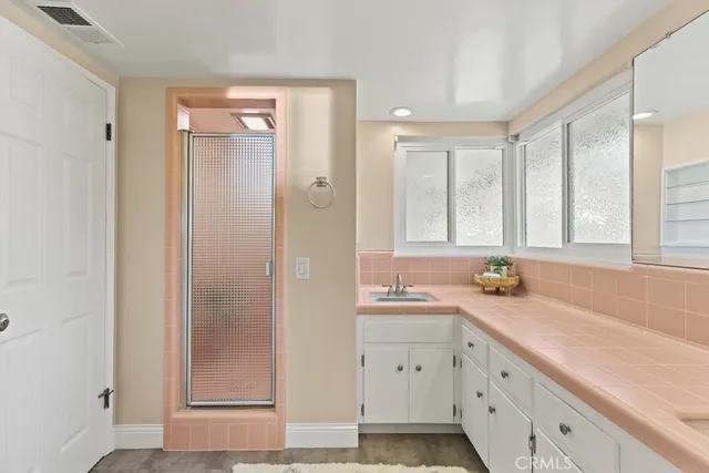 $1,112,000 | 105 Country Club Court, Glendora, CA 91741