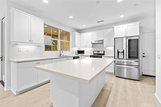 $1,550,000 | 75 Henson, Irvine, CA 92620