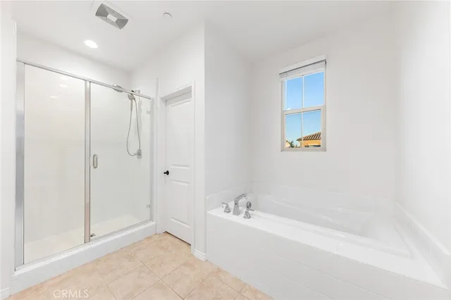 $1,550,000 | 75 Henson, Irvine, CA 92620