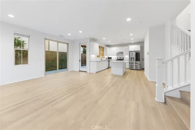 $1,550,000 | 75 Henson, Irvine, CA 92620