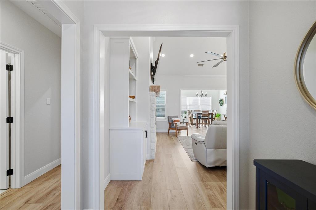 1825 Meadowview Canton, TX 75103 - Photo 5 of 36 a view of living room and kitchen with furniture