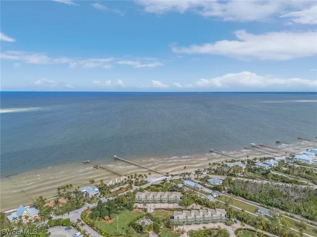 $380,000 | 16751 Bocilla Palms Drive, Unit 9, Bokeelia, FL 33922