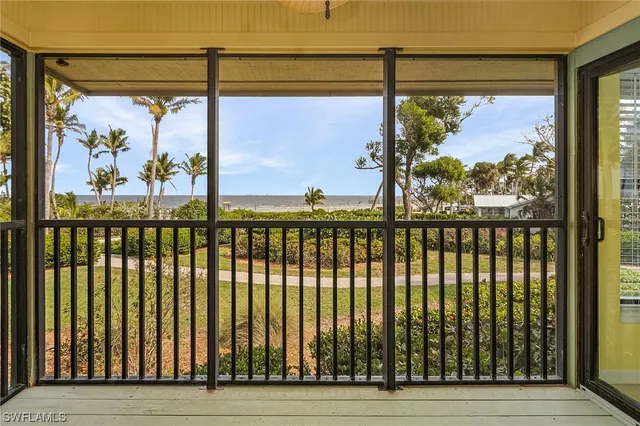 $380,000 | 16751 Bocilla Palms Drive, Unit 9, Bokeelia, FL 33922