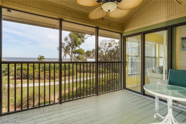 $380,000 | 16751 Bocilla Palms Drive, Unit 9, Bokeelia, FL 33922