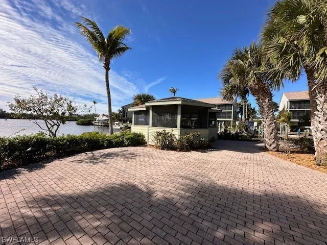 $380,000 | 16751 Bocilla Palms Drive, Unit 9, Bokeelia, FL 33922