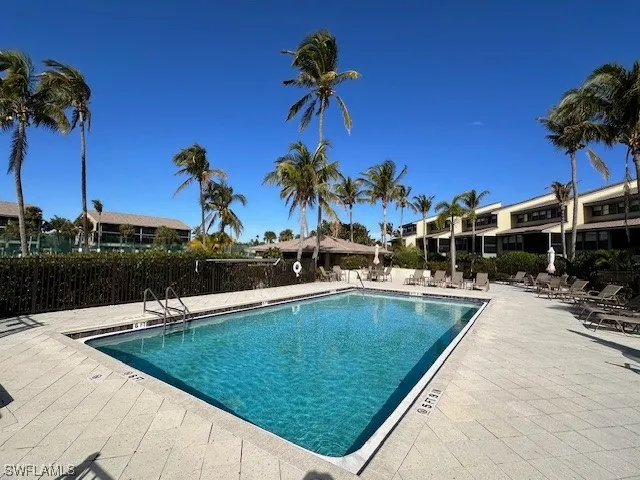 $380,000 | 16751 Bocilla Palms Drive, Unit 9, Bokeelia, FL 33922