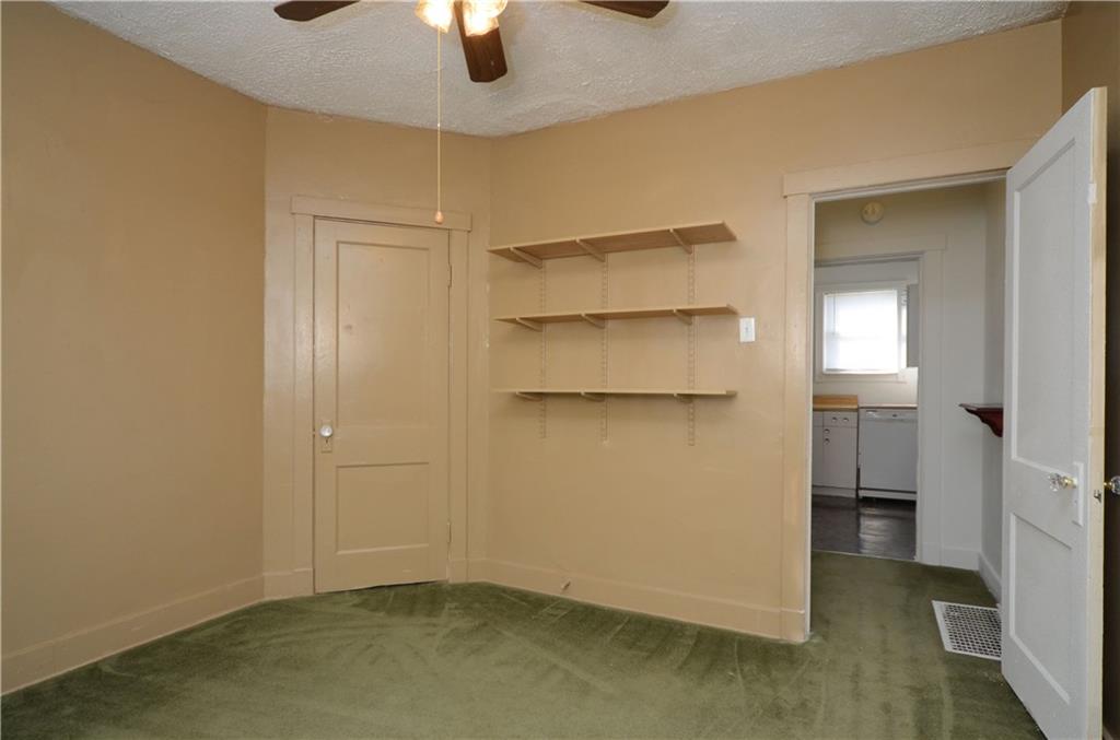 19 Rhodes Avenue Pittsburgh, PA 15220 - Photo 13 of 24 Master Bedroom.