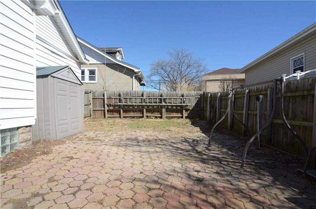 19 Rhodes Avenue Pittsburgh, PA 15220 - Photo 20 of 24 Fenced-in back patio.