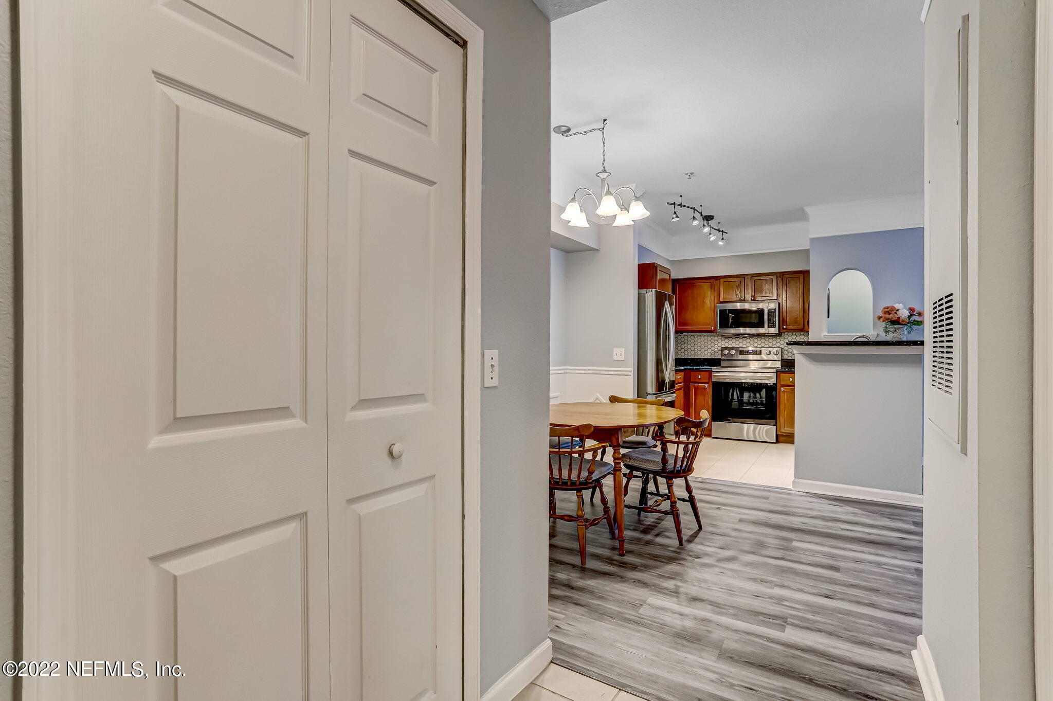 8550 Touchton Road, Unit 1117 Jacksonville, FL 32216 - Photo 3 of 61 4-web-or-mls-4_LR_8550_Touchton_Rd_Allen