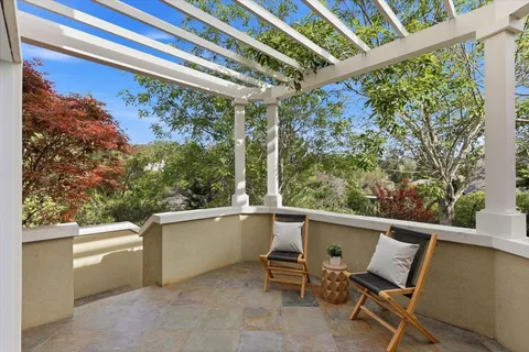 $7,998,000 | 1215 Tournament Drive, Hillsborough, CA 94010