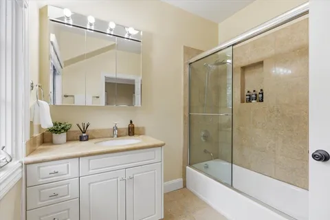 $7,998,000 | 1215 Tournament Drive, Hillsborough, CA 94010