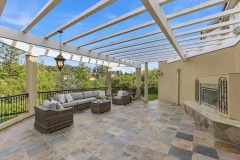 $7,998,000 | 1215 Tournament Drive, Hillsborough, CA 94010