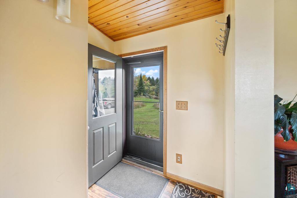 44 West Stark Road Esko, MN 55733 - Photo 2 of 42 Gallery Image 2