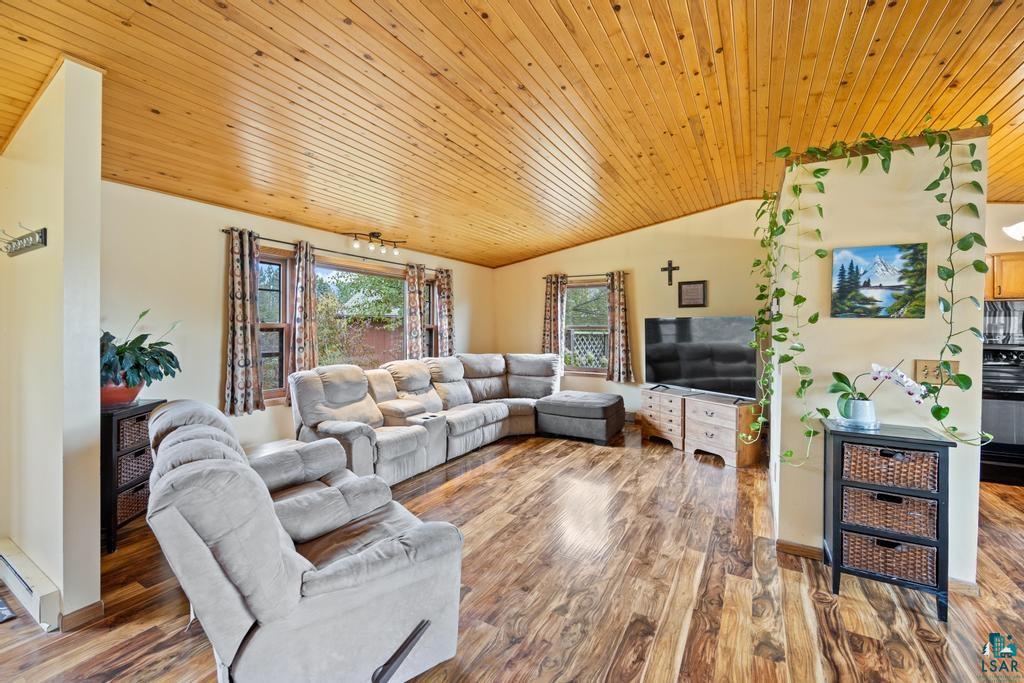 44 West Stark Road Esko, MN 55733 - Photo 3 of 42 Gallery Image 3
