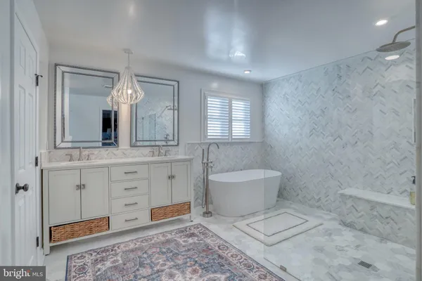 $825,000 | 721 Idlewyld Drive, Middletown, DE 19709