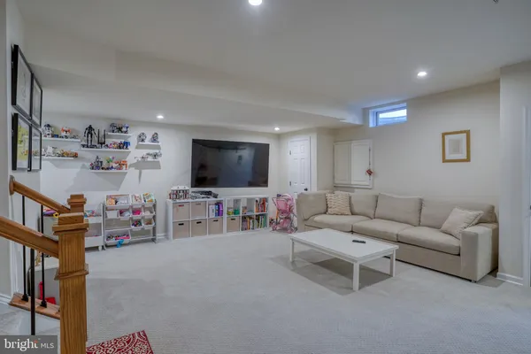 $825,000 | 721 Idlewyld Drive, Middletown, DE 19709