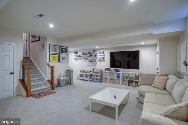 $825,000 | 721 Idlewyld Drive, Middletown, DE 19709