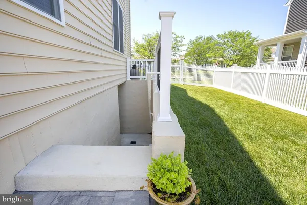 $825,000 | 721 Idlewyld Drive, Middletown, DE 19709