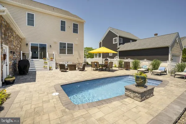 $825,000 | 721 Idlewyld Drive, Middletown, DE 19709