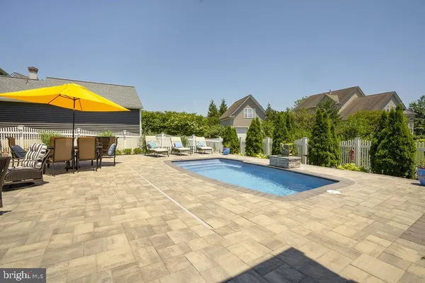 $825,000 | 721 Idlewyld Drive, Middletown, DE 19709