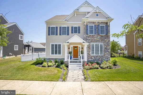 $825,000 | 721 Idlewyld Drive, Middletown, DE 19709