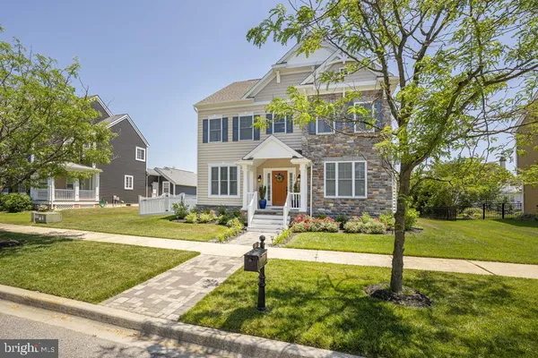 $825,000 | 721 Idlewyld Drive, Middletown, DE 19709