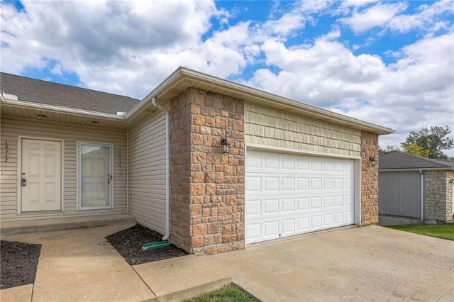 $274,900 | 10514 East 45th Terrace, Kansas City, MO 64133