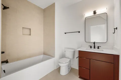 $1,385,000 | 627 Richmond Bend, Nashville, TN 37206