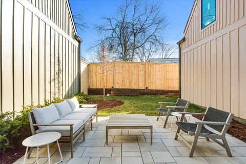 $1,385,000 | 627 Richmond Bend, Nashville, TN 37206