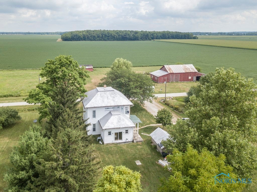 4655 Hall Road Fostoria, OH 44830 - Photo 4 of 31 Gallery Image 4