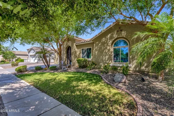 $715,000 | 2736 East Powell Way, Gilbert, AZ 85298