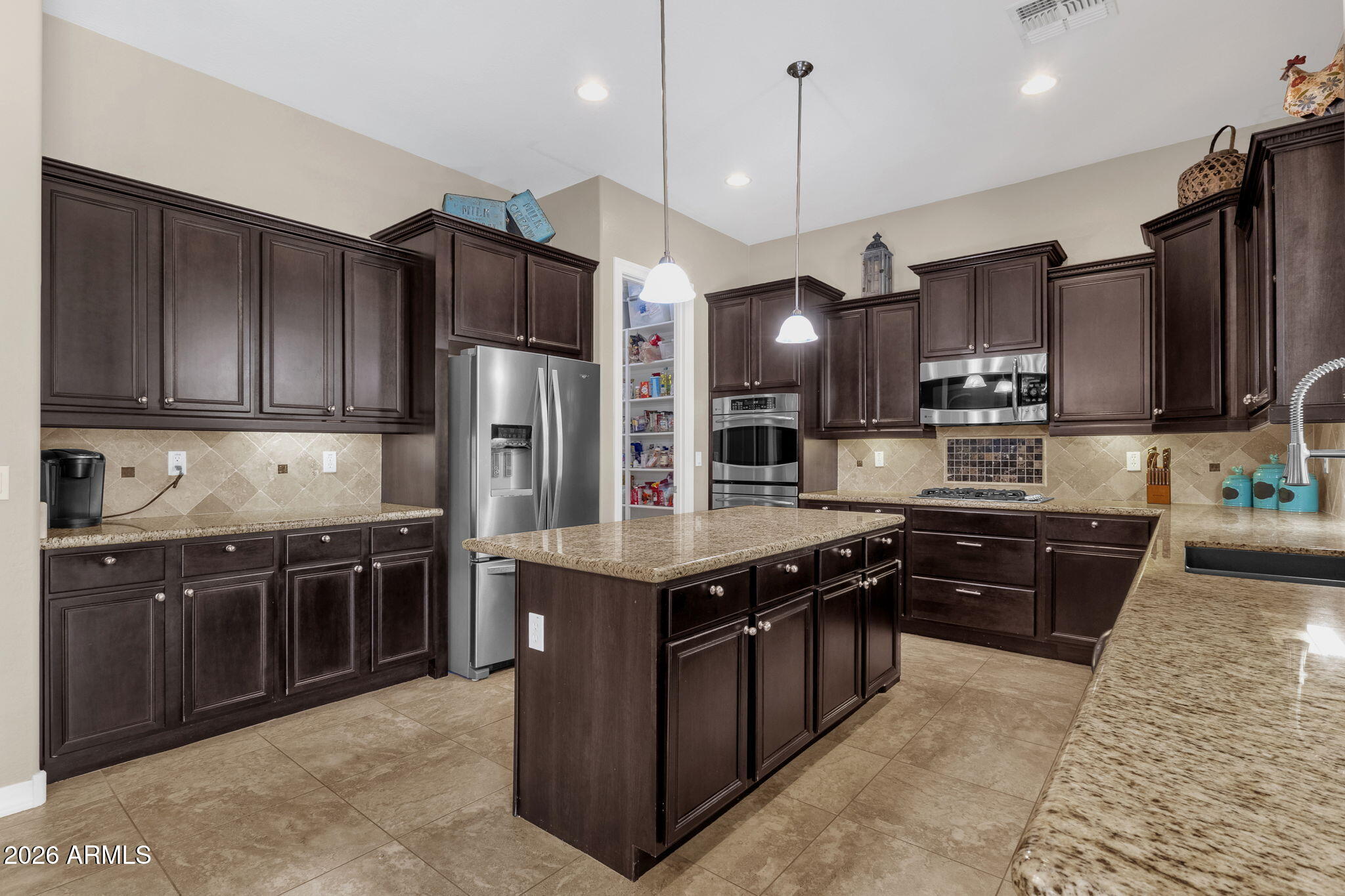 2736 East Powell Way Gilbert, AZ 85298 - Photo 13 of 71 Large Kitchen