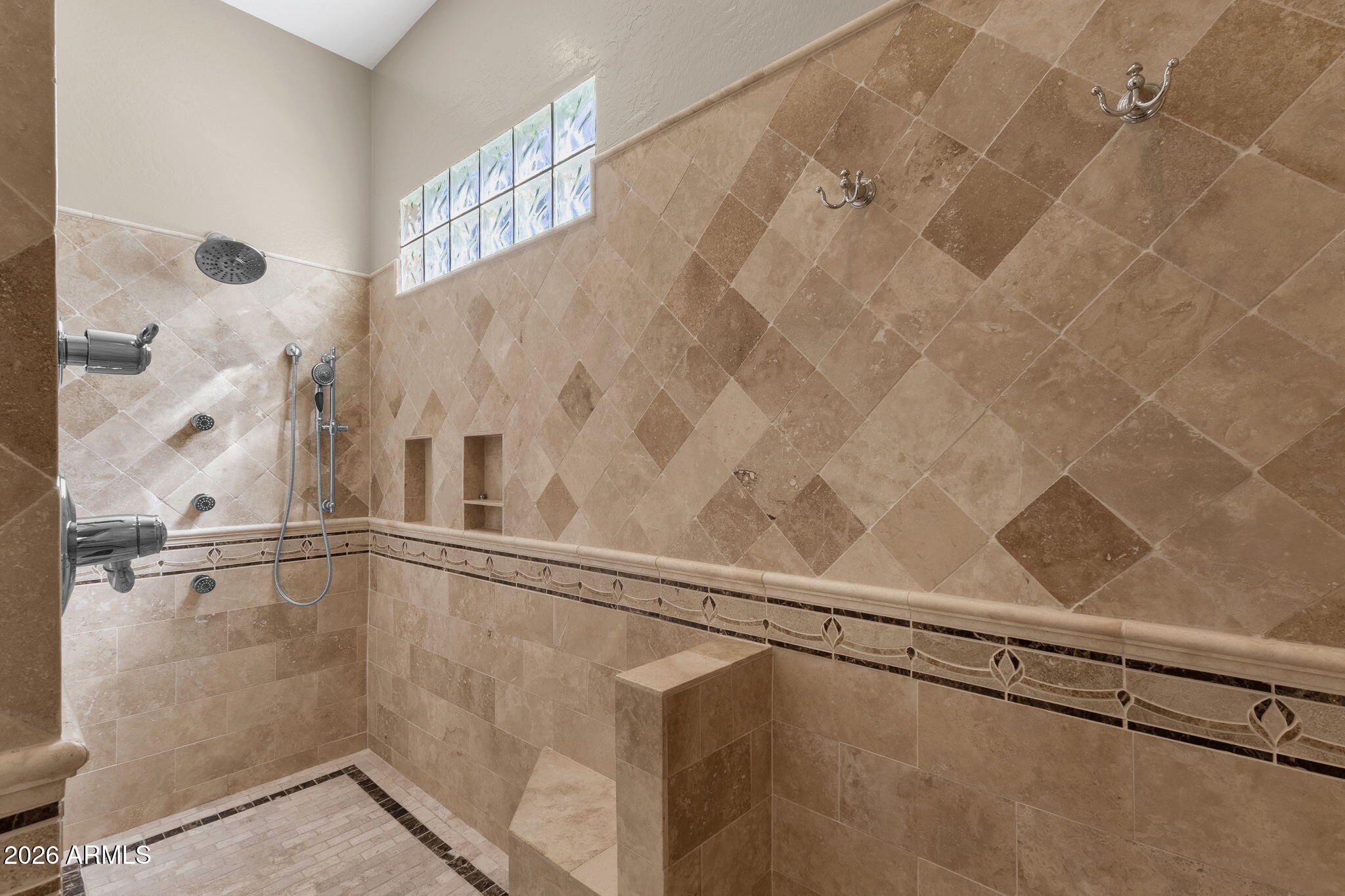 2736 East Powell Way Gilbert, AZ 85298 - Photo 28 of 71 Primary Bathoom