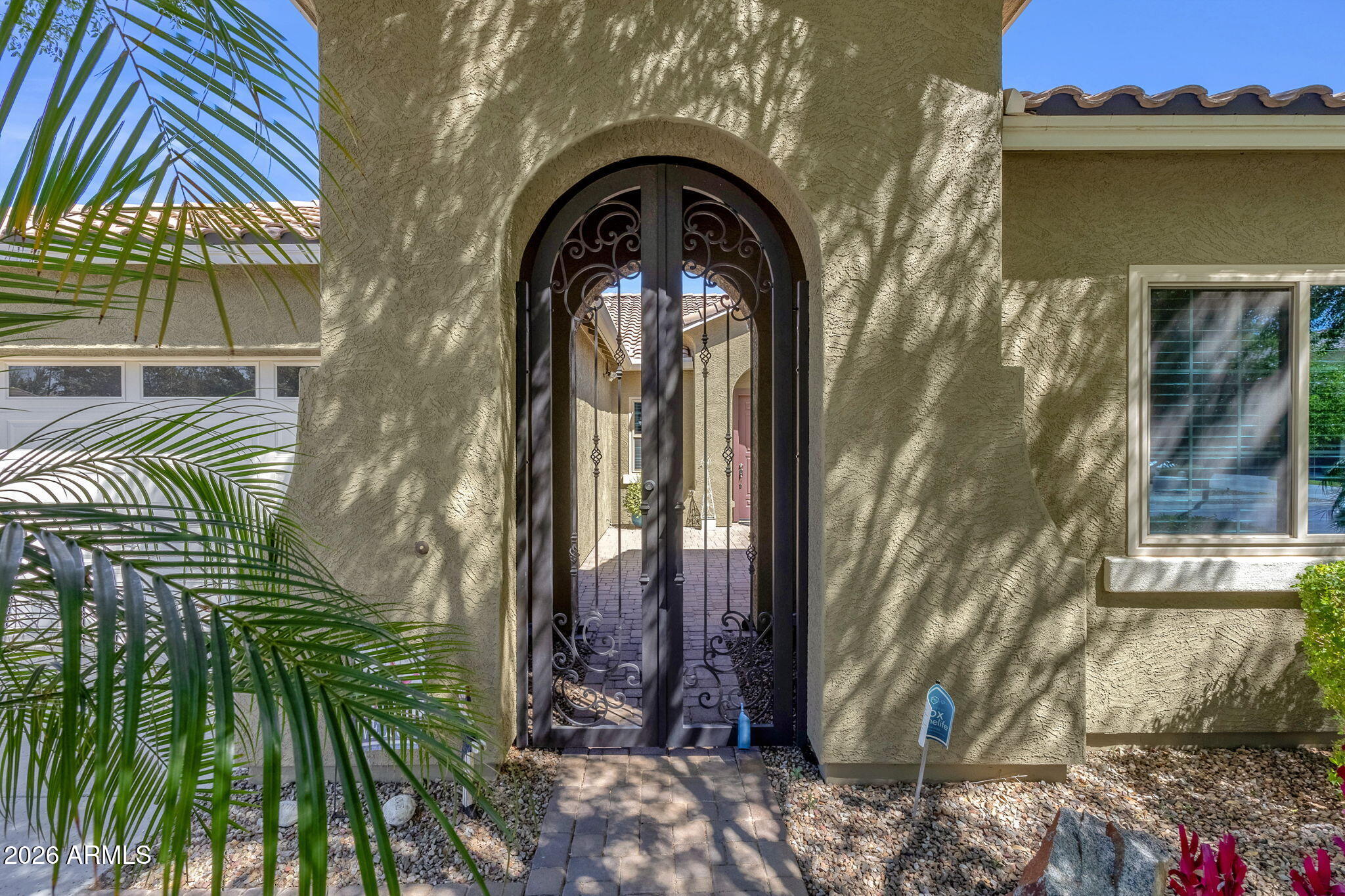 2736 East Powell Way Gilbert, AZ 85298 - Photo 3 of 71 2736 E POWELL WAY