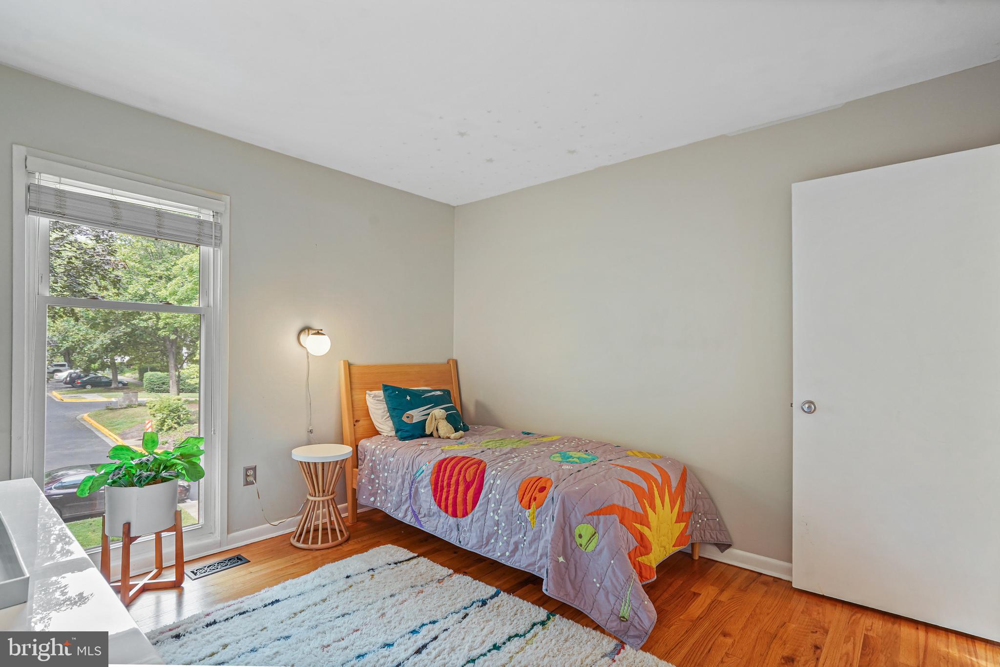 1650 Wainwright Drive Reston, VA 20190 - Photo 20 of 52 Bedroom #2