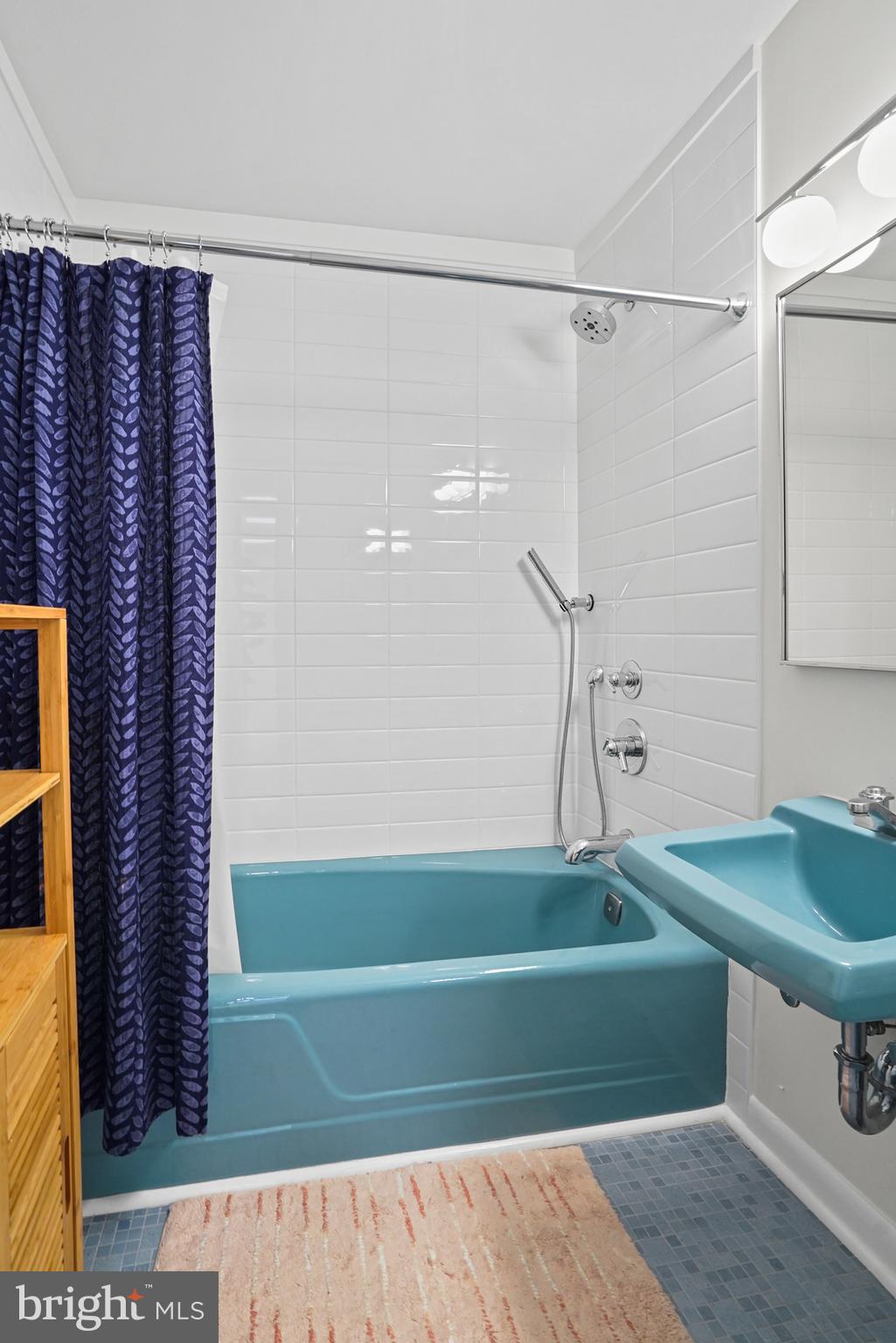 1650 Wainwright Drive Reston, VA 20190 - Photo 23 of 52 Updated full bath