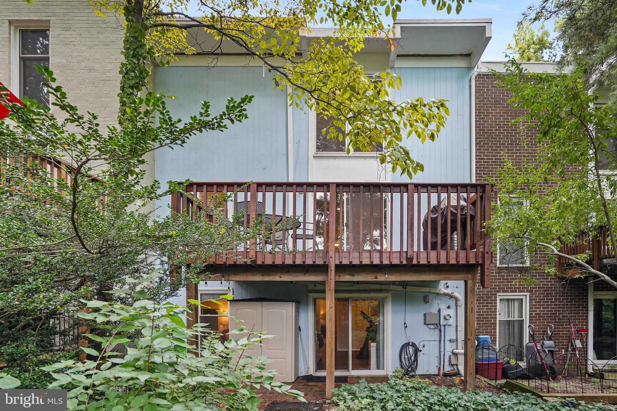 1650 Wainwright Drive Reston, VA 20190 - Photo 42 of 52 View from the back