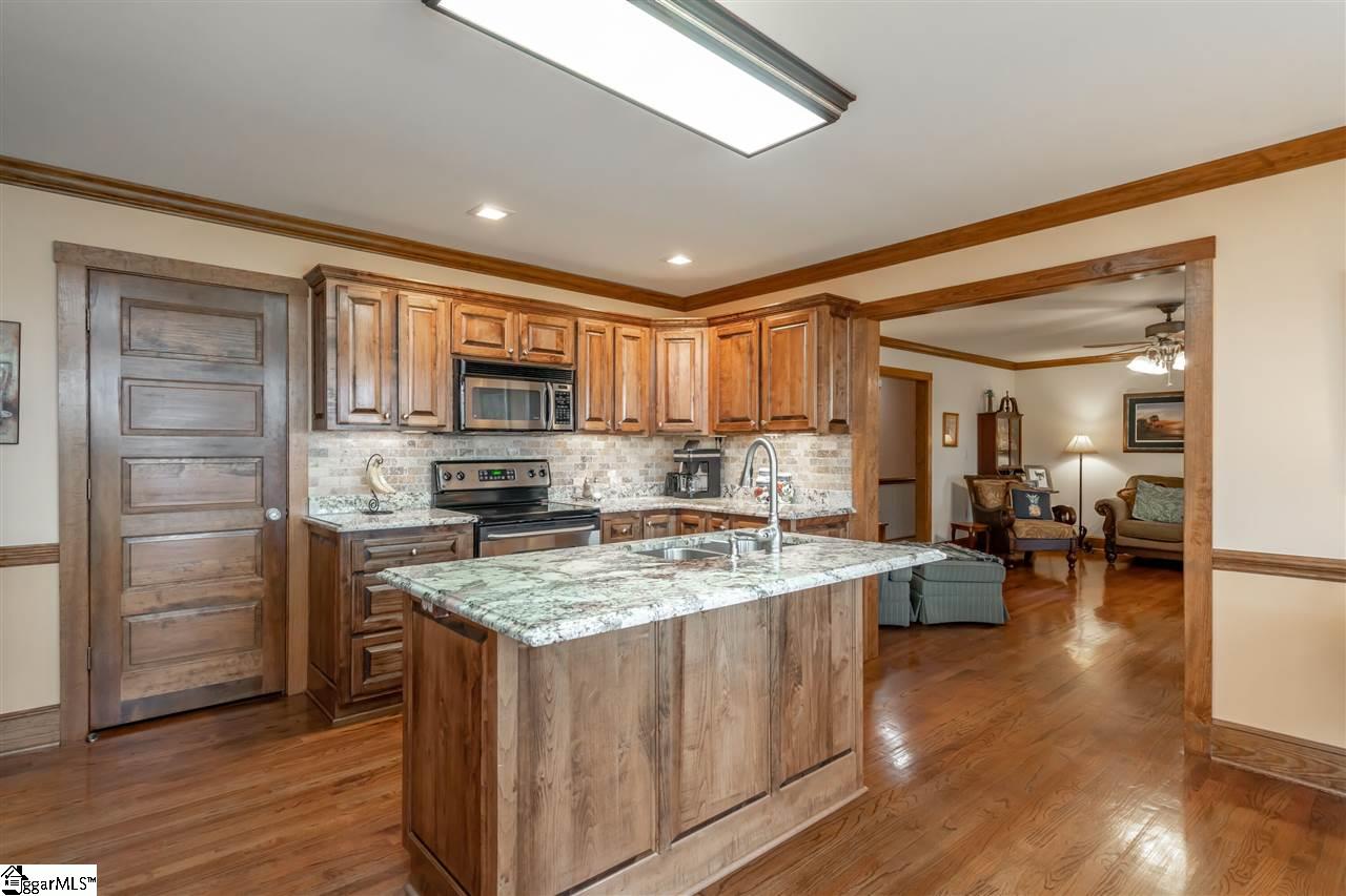 690 Thompson Chapel Road Spartanburg, SC 29307 - Photo 19 of 34 Gallery Image 19