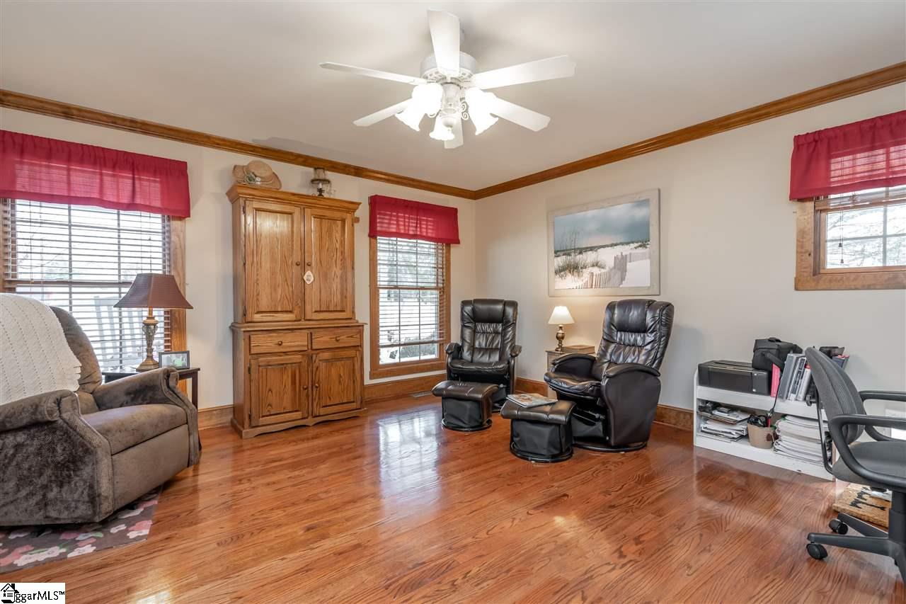 690 Thompson Chapel Road Spartanburg, SC 29307 - Photo 5 of 34 Gallery Image 5