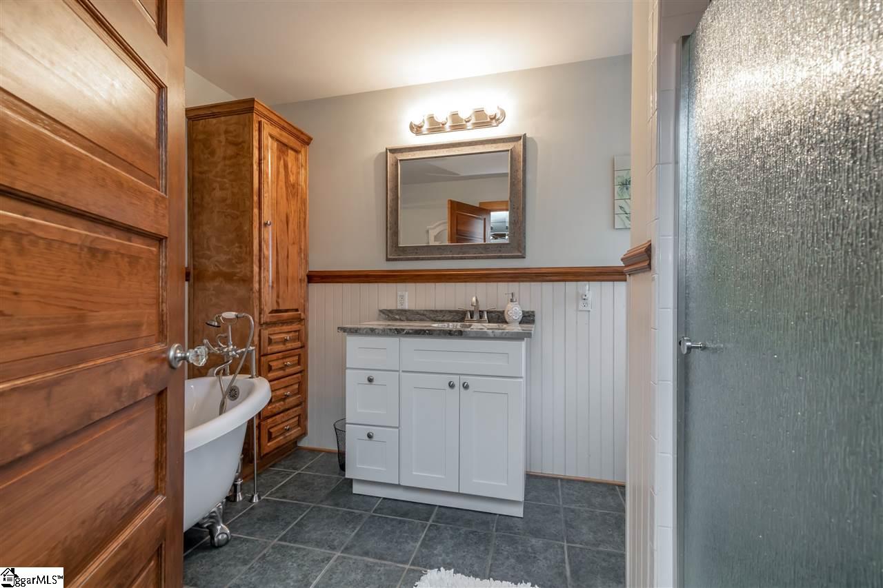 690 Thompson Chapel Road Spartanburg, SC 29307 - Photo 8 of 34 Gallery Image 8