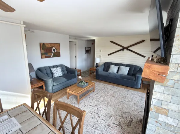 $295,000 | 199 Mountainside Drive, Stowe, VT 05672