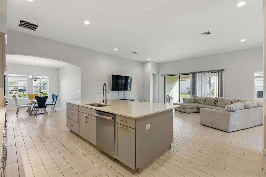 12887 Tortoise Shell Place Riverview, FL 33579 - Photo 13 of 56