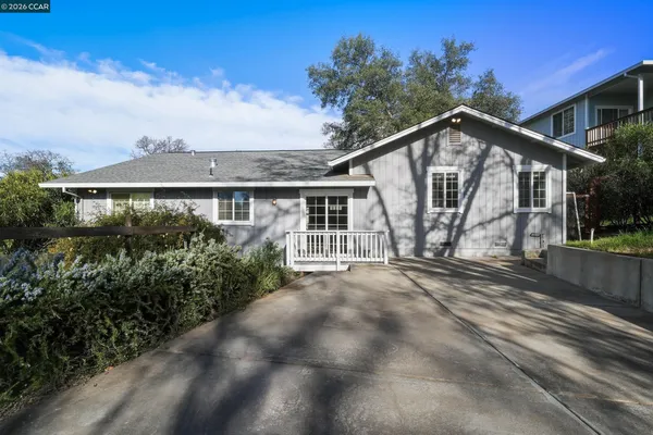$299,888 | 18357 Deer Hill Road, Hidden Valley Lake, CA 95467