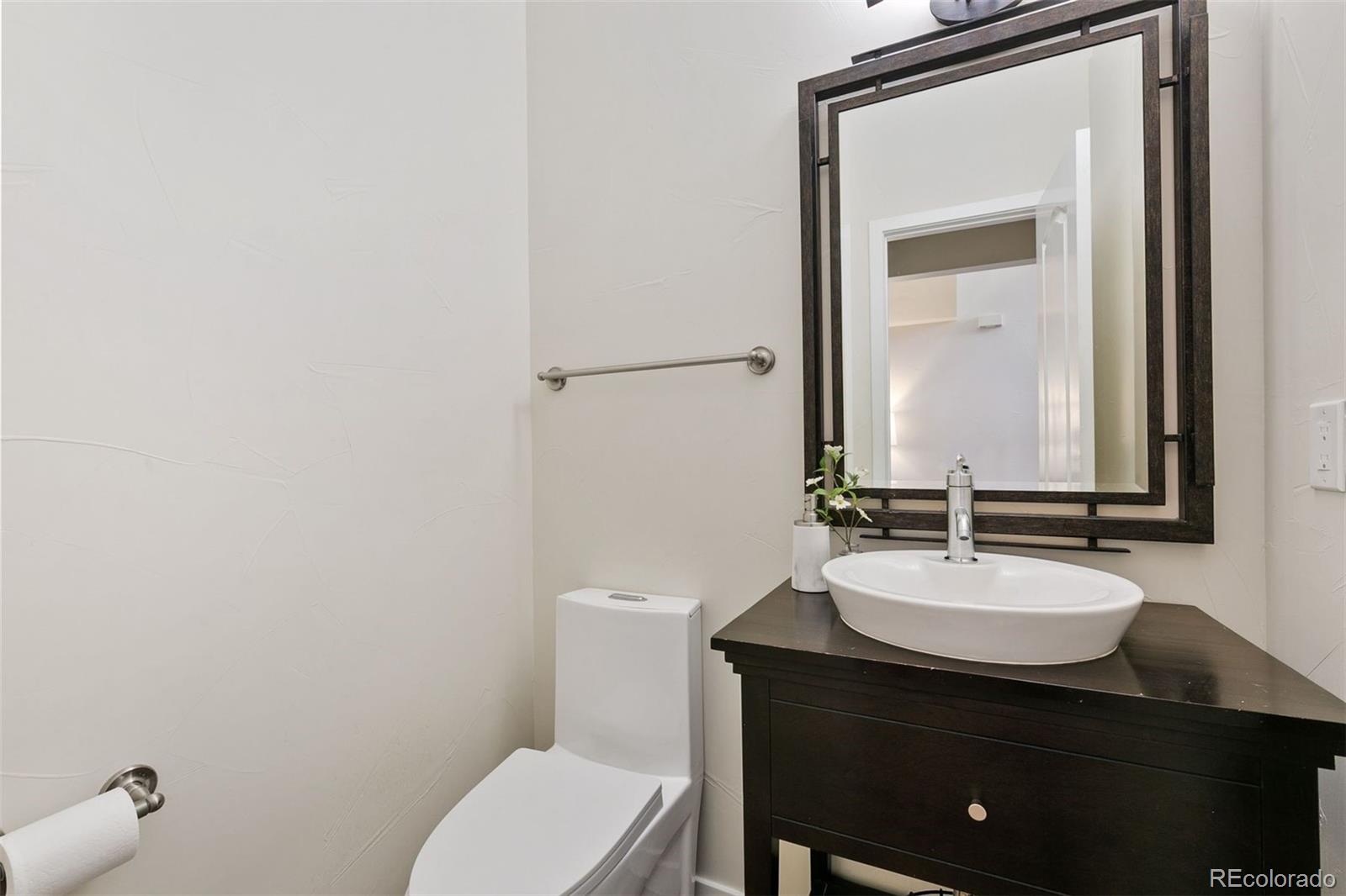 8440 Spinnaker Bay Drive Windsor, CO 80528 - Photo 16 of 36